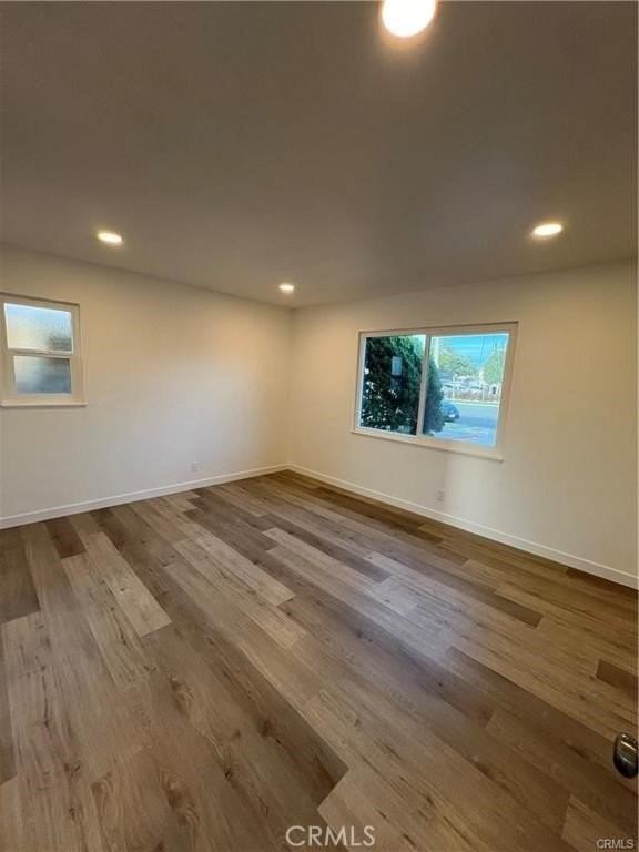909 S Echo Pl - Photo 5 of 20