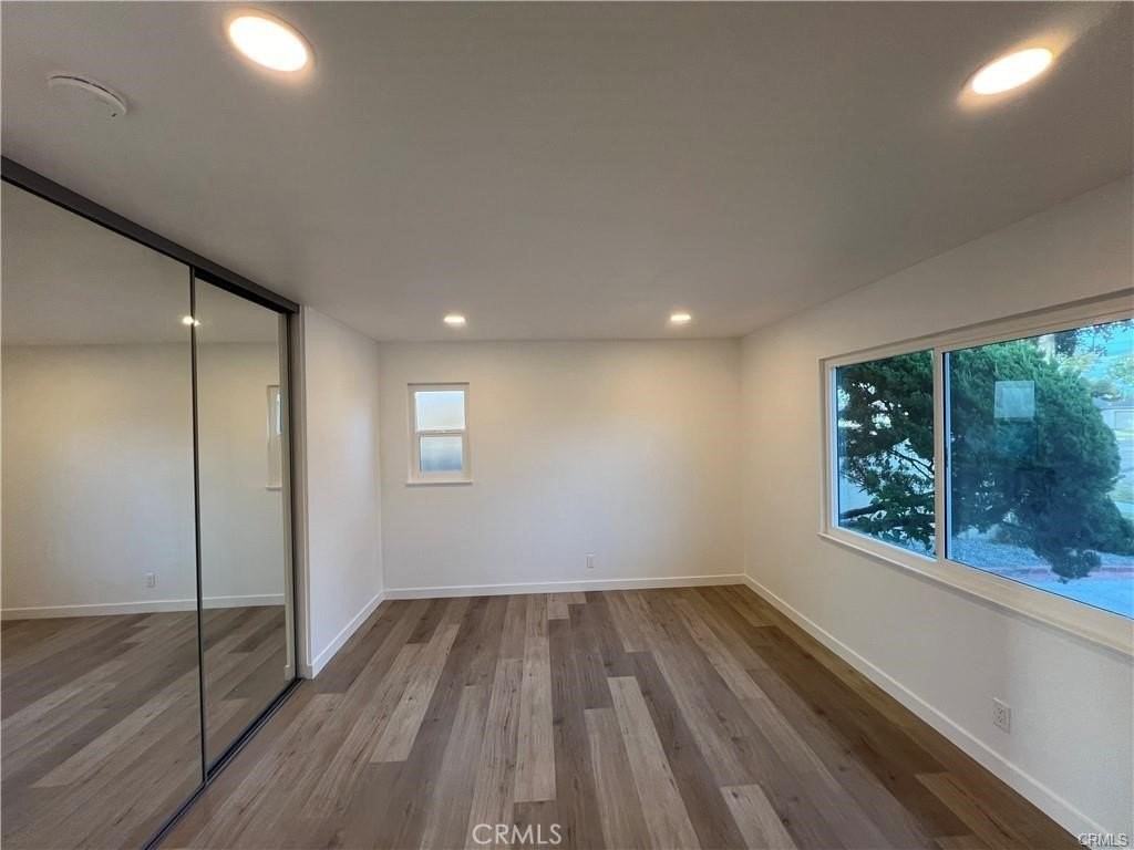 909 S Echo Pl - Photo 7 of 20