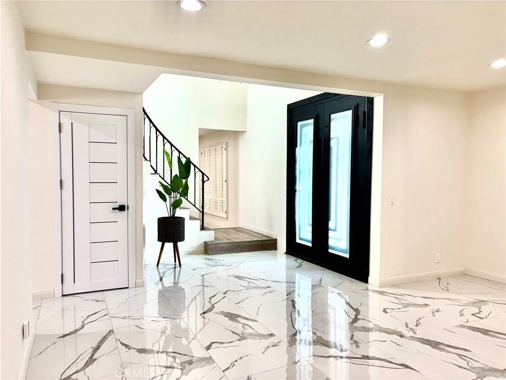11774 Doral Ave - Photo 3 of 36