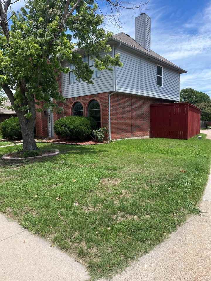 7836 Excaliber Rd - Photo 2 of 12