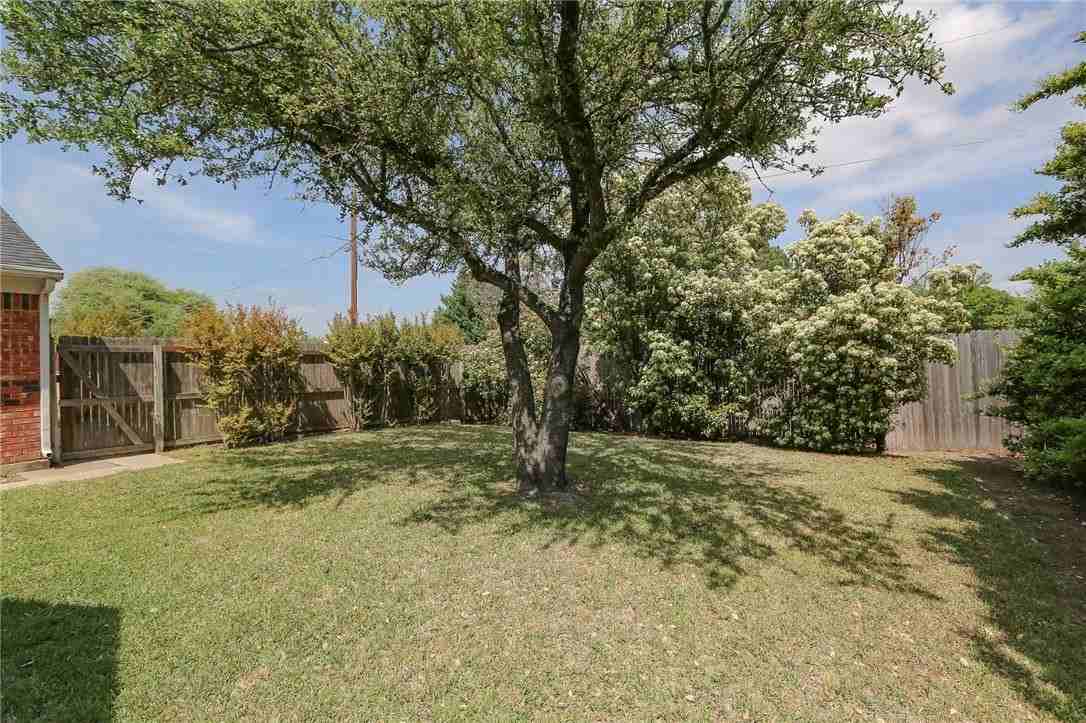 212 Aspenway Dr - Photo 2 of 26