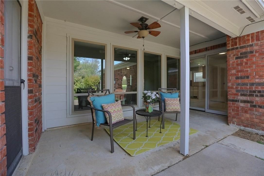 212 Aspenway Dr - Photo 3 of 26