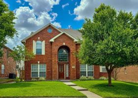 featured image of 2440 Deer Horn Dr