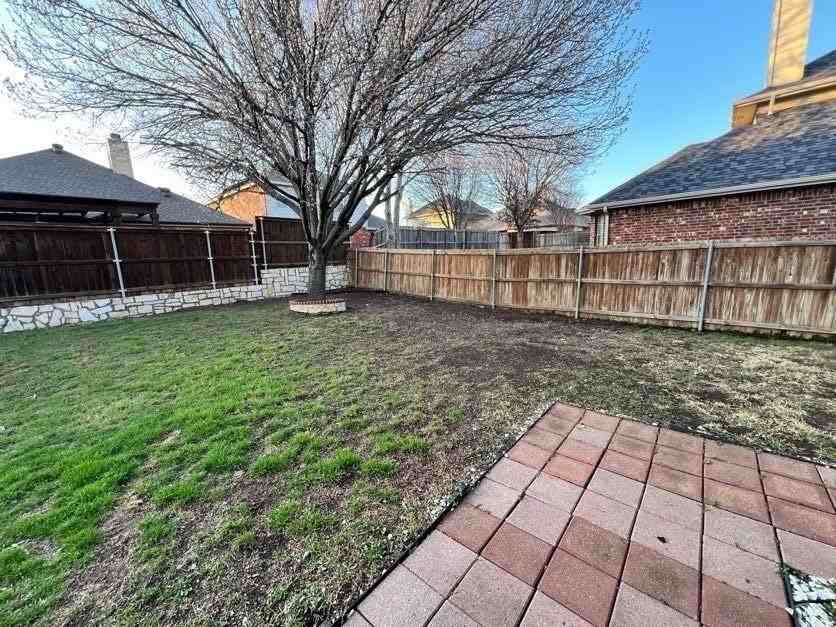 3904 Brush Creek Trl - Photo 7 of 40