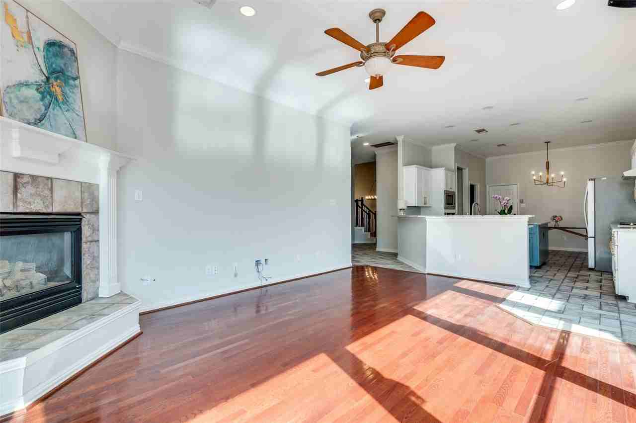 2917 Waterford Dr - Photo 5 of 34