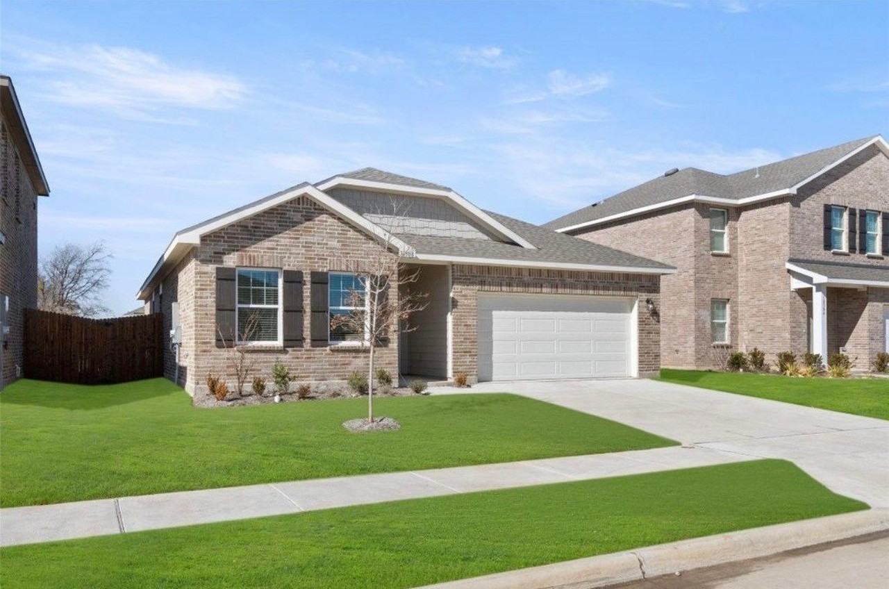 10308 Holycross Ln - Photo 2 of 27