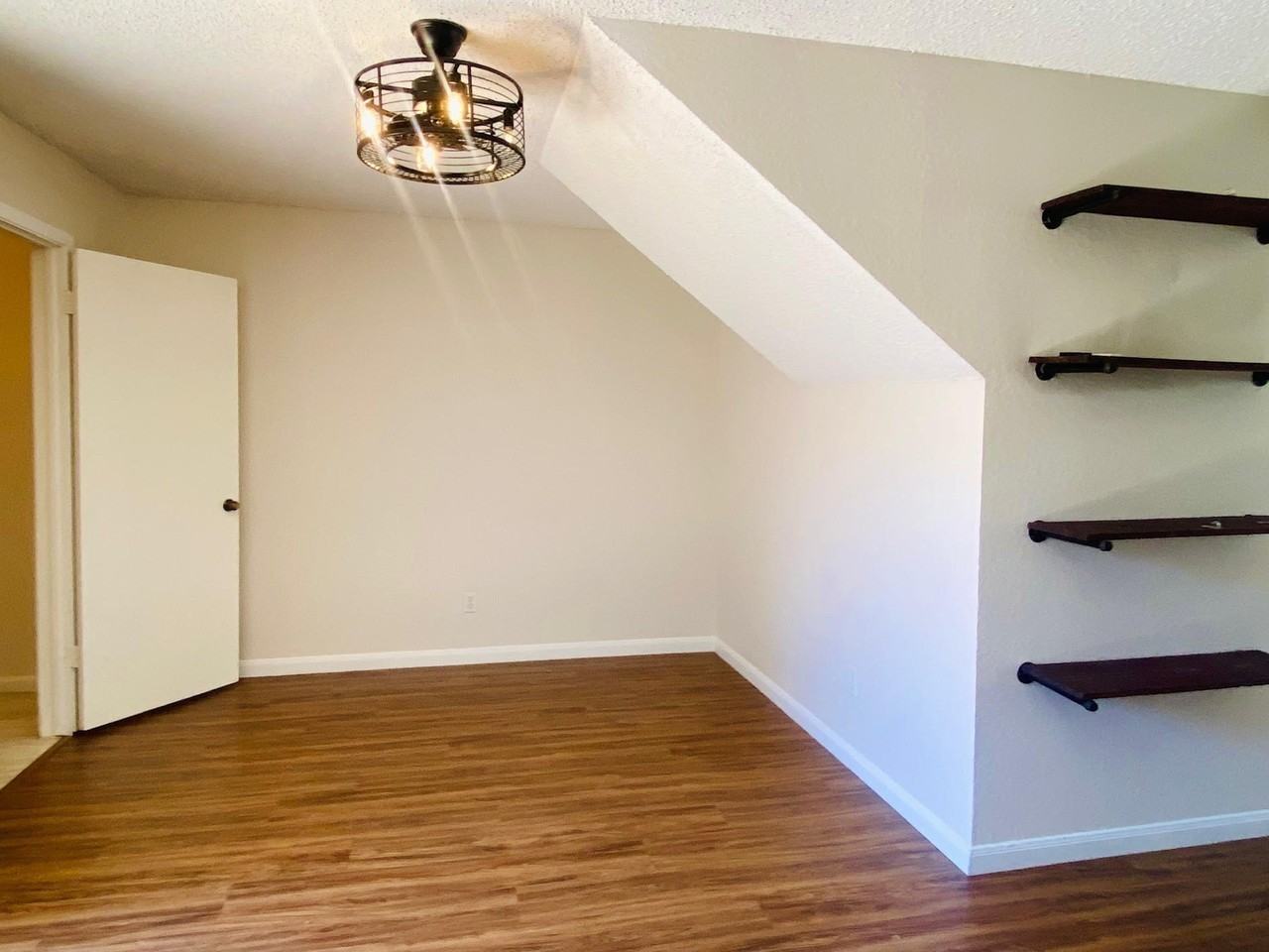 644 Timberline Dr - Photo 6 of 14