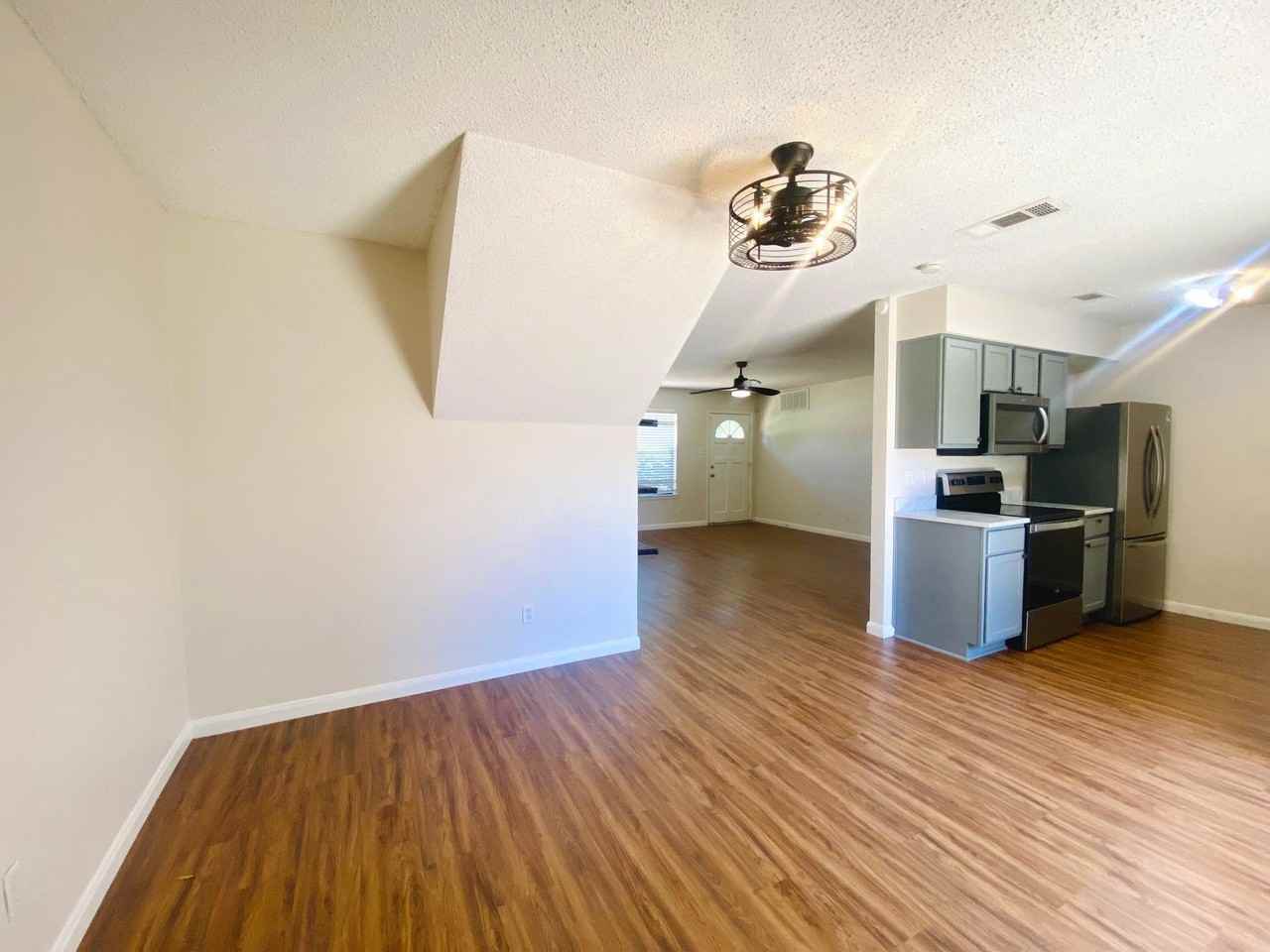 644 Timberline Dr - Photo 7 of 14