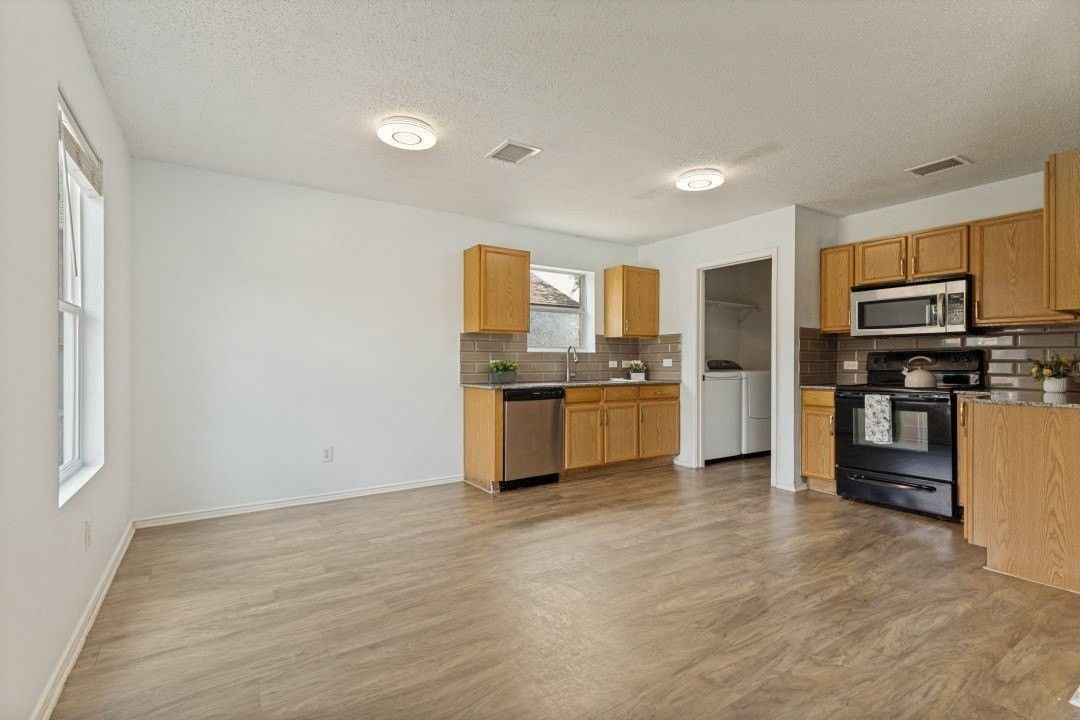 6612 Waterhill Ln - Photo 7 of 30