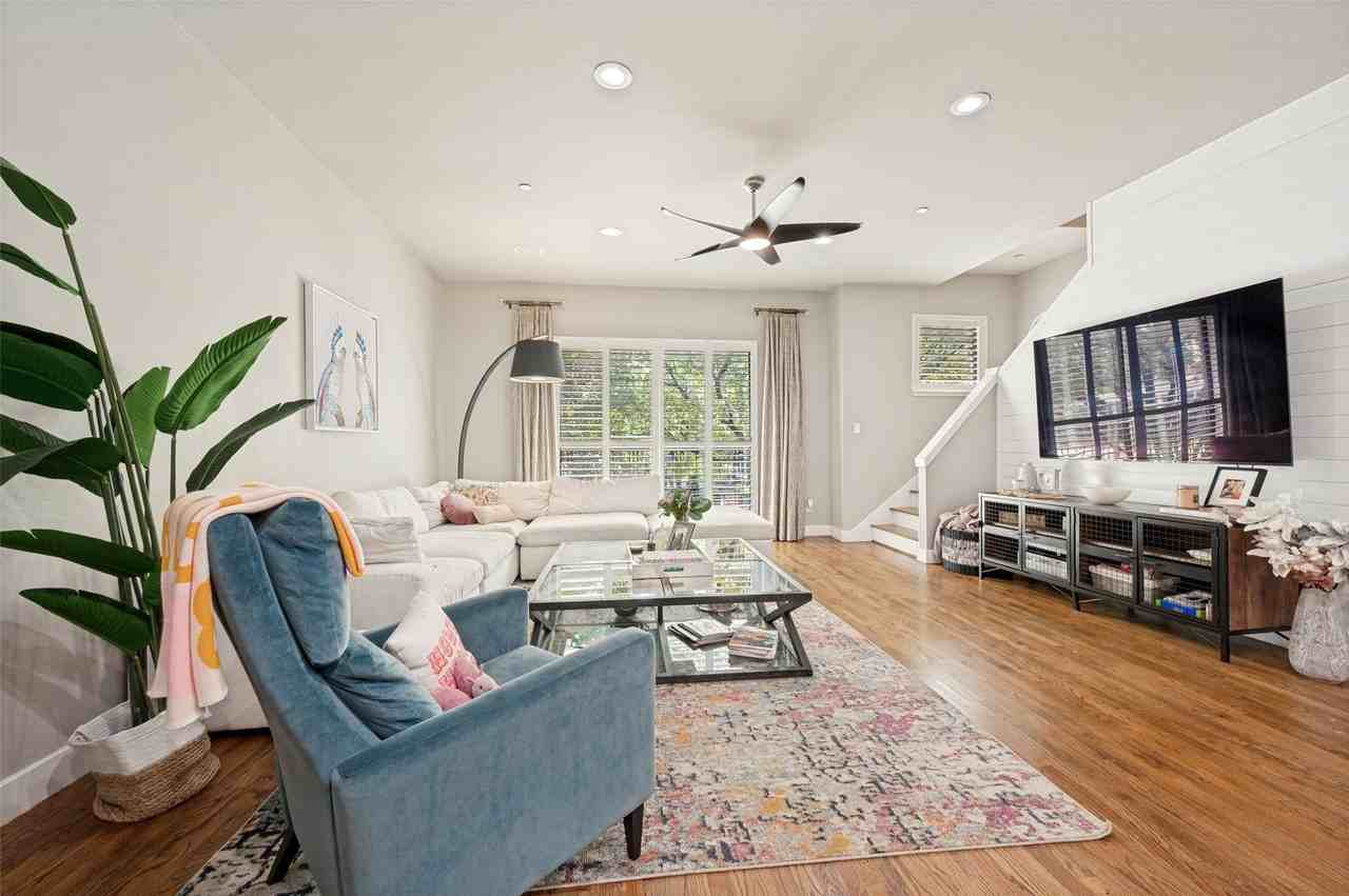 3205 State St #10 - Photo 5 of 24