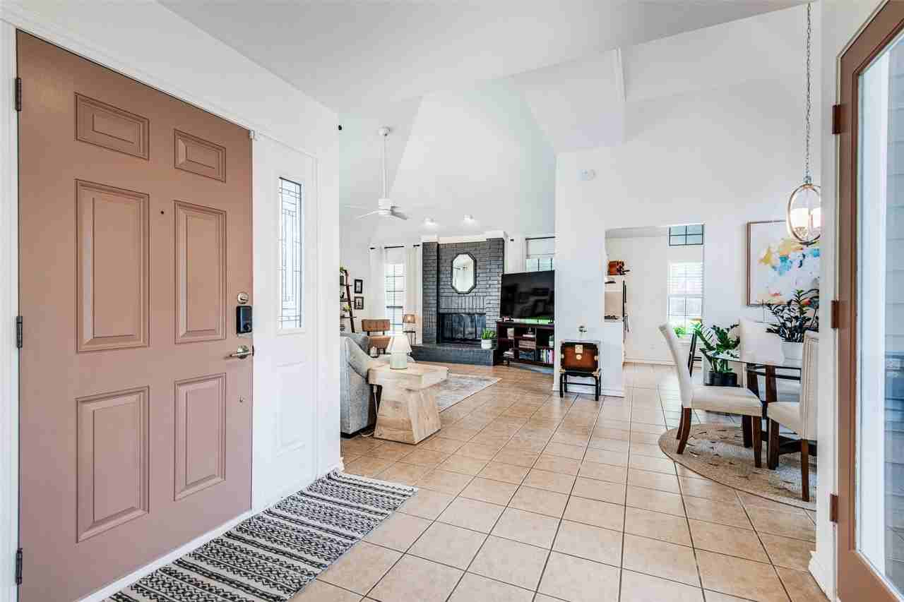 18918 Whitewater Ln - Photo 5 of 18