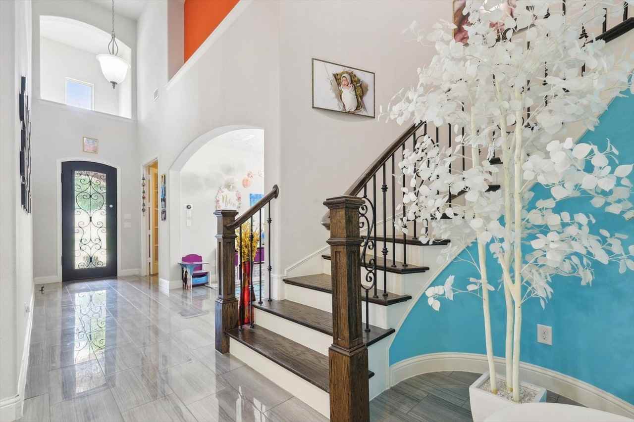5012 Engleswood Trl - Photo 7 of 34