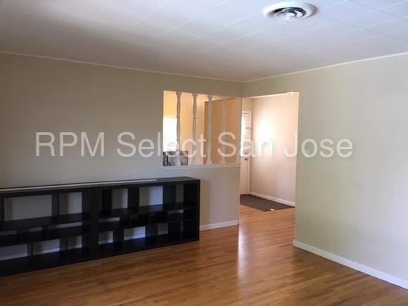 1589 Sabina Way - Photo 3 of 19