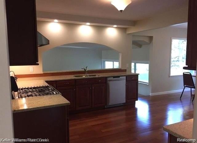 1886 Ruby Ave - Photo 3 of 18