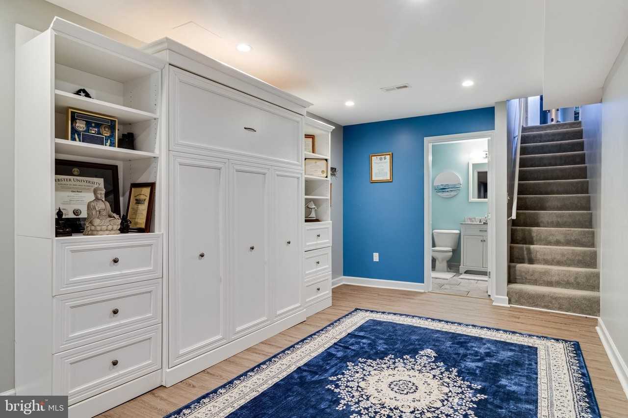8150 Plowden Dr - Photo 5 of 50