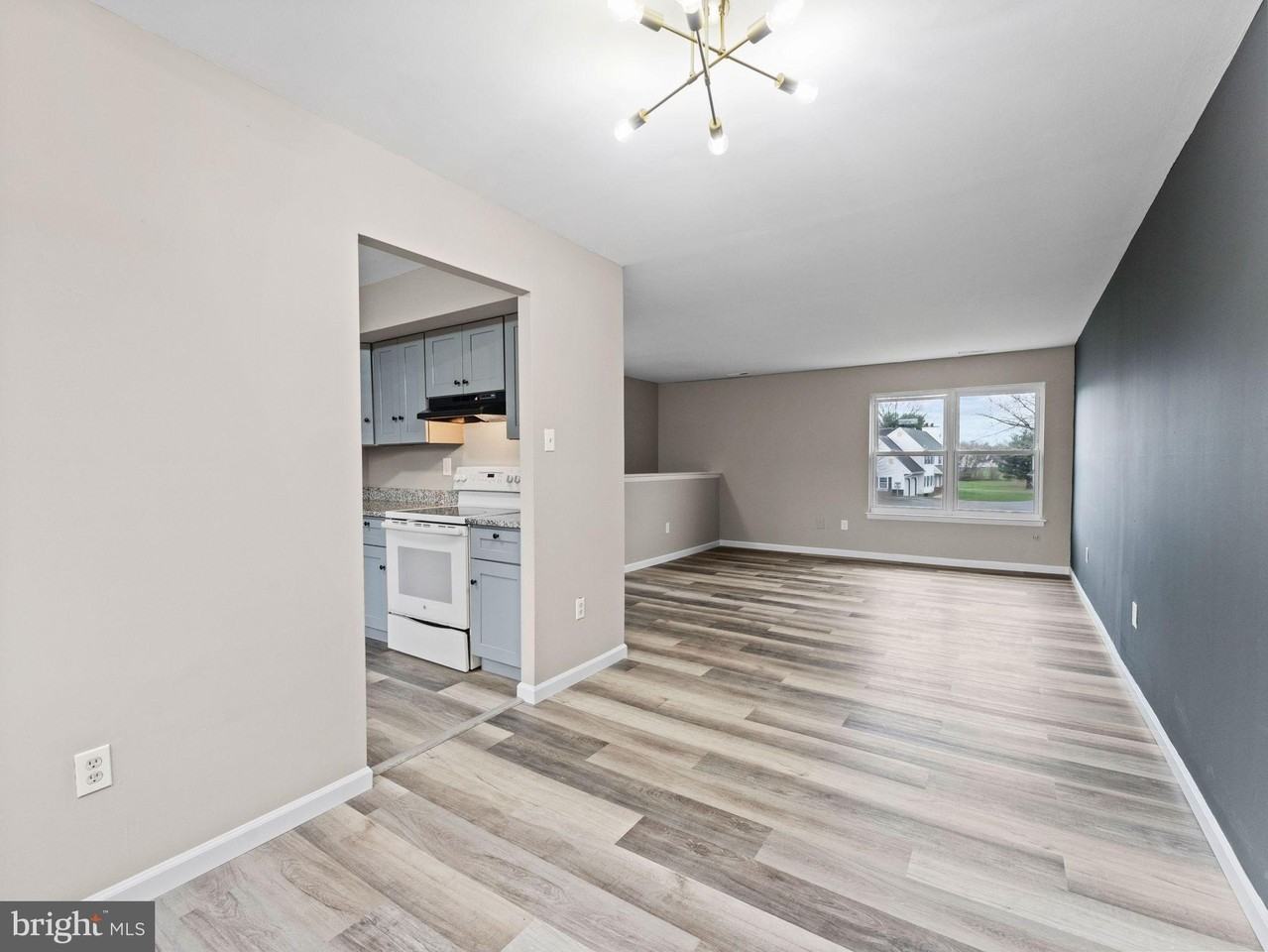144 Willow Turn #B - Photo 7 of 19