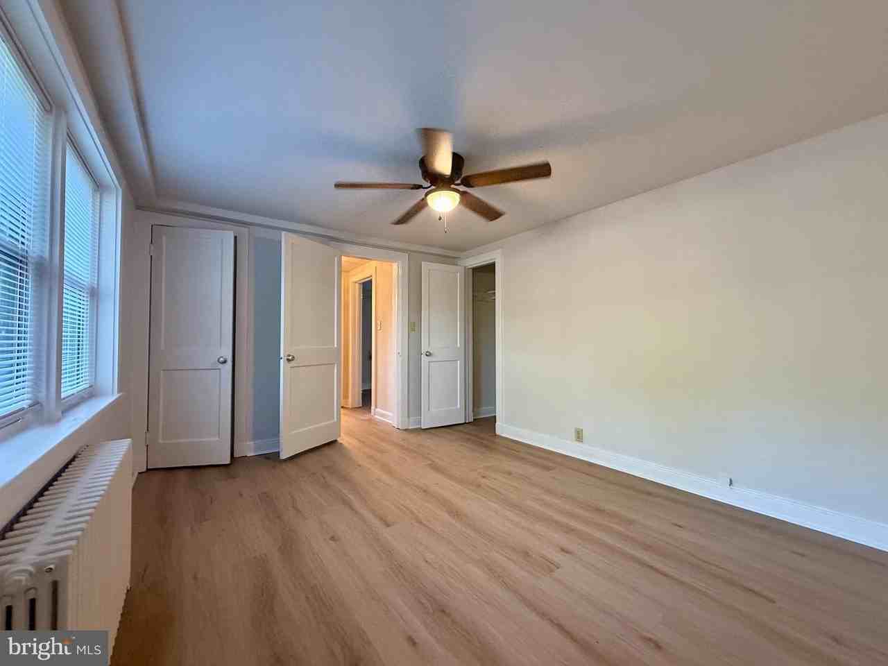 1400 Kenmore Ave #E2 - Photo 7 of 11