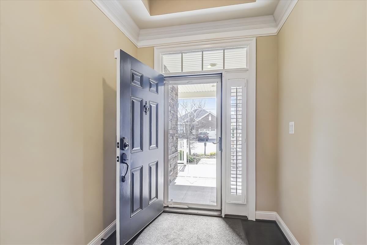 5815 New Berne Rd - Photo 3 of 43