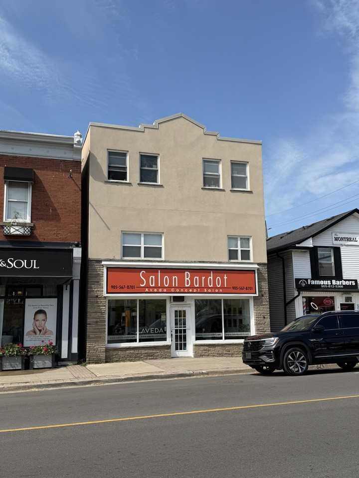 212 Queen Street South #3B