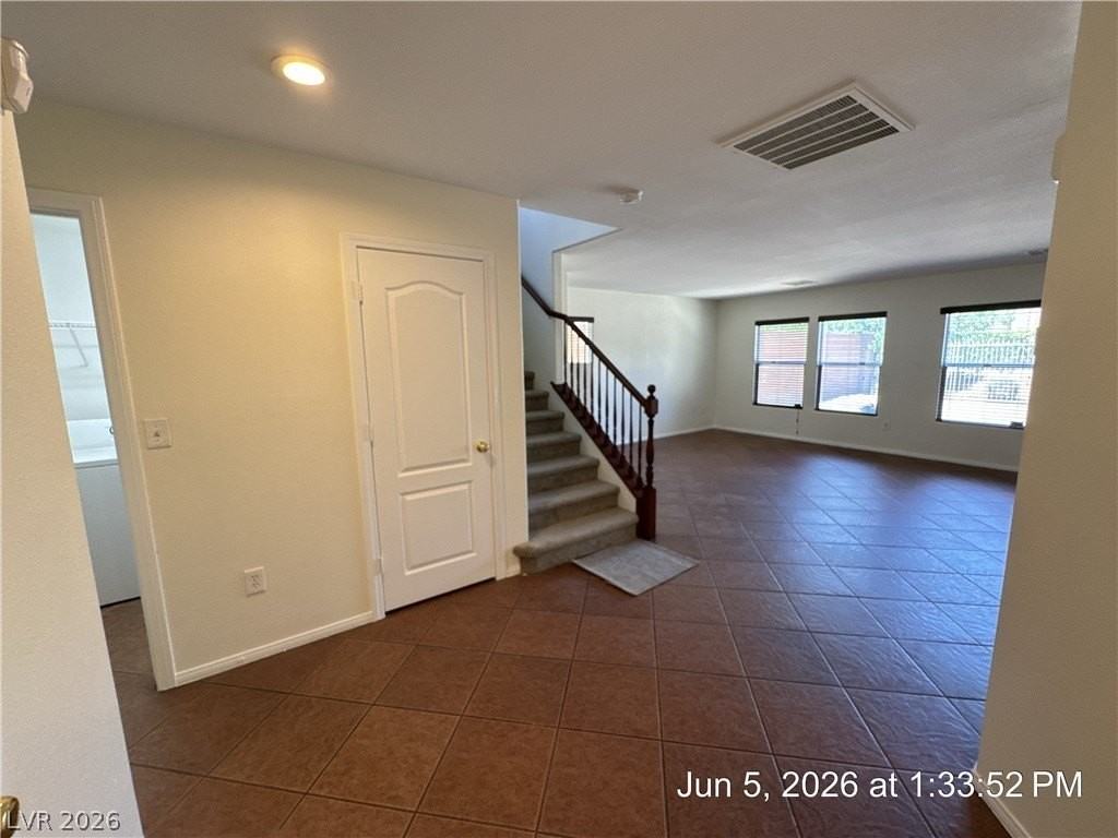 2616 Courlan Dr - Photo 2 of 33