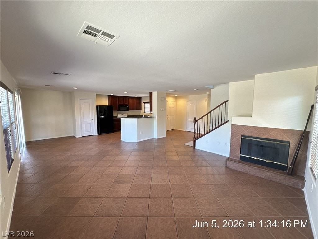 2616 Courlan Dr - Photo 5 of 33