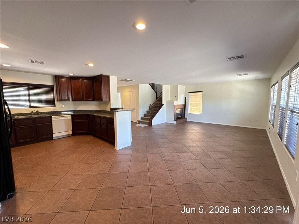 2616 Courlan Dr - Photo 6 of 33