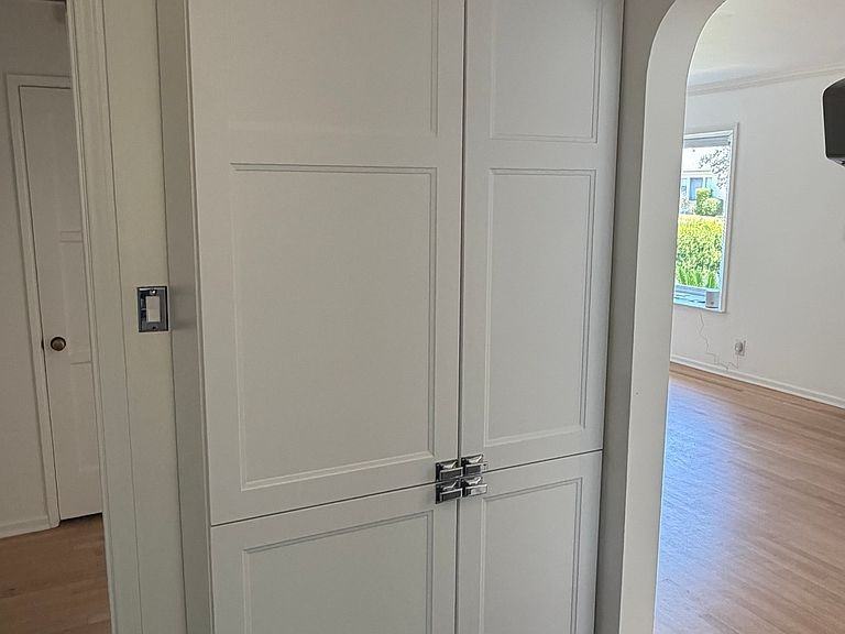 1221 South Curson Avenue - Photo 5 of 12