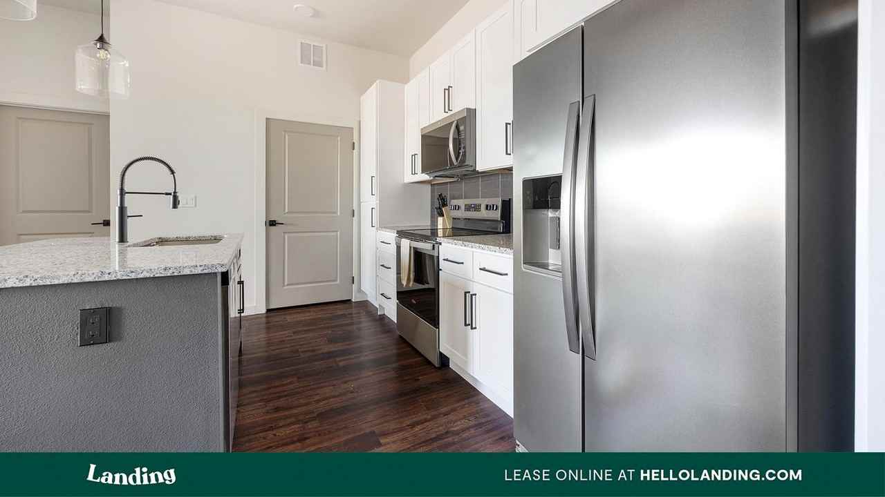 5704 Ella View - Photo 3 of 50