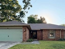 5407 South Clay Avenue - Photo 1 of 1