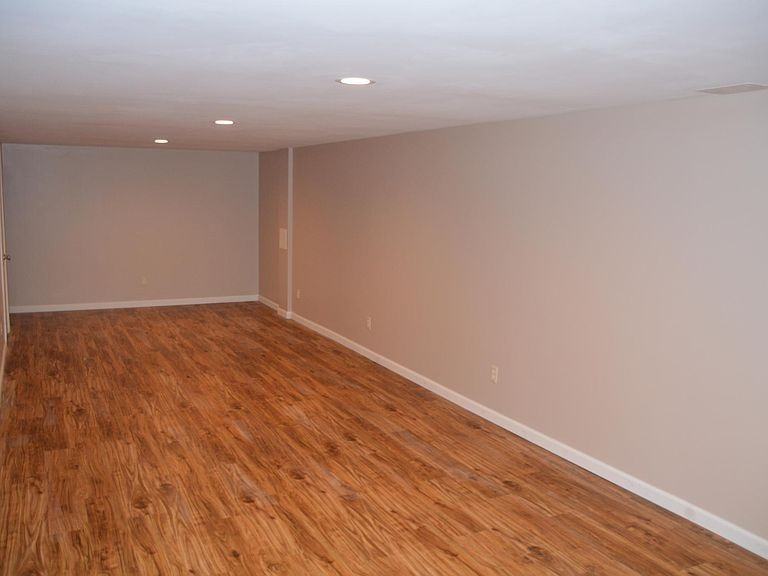 3433 Ipswich Lane - Photo 4 of 15