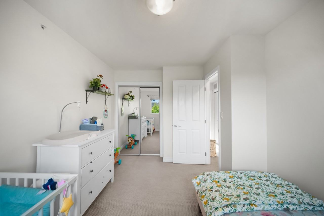 20449 66 Avenue - Photo 3 of 12