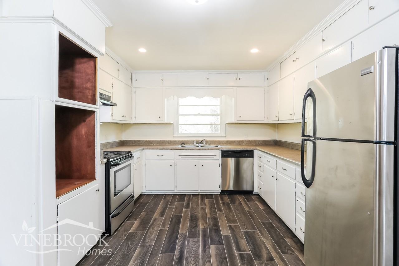 145 Grainger Dr - Photo 6 of 14