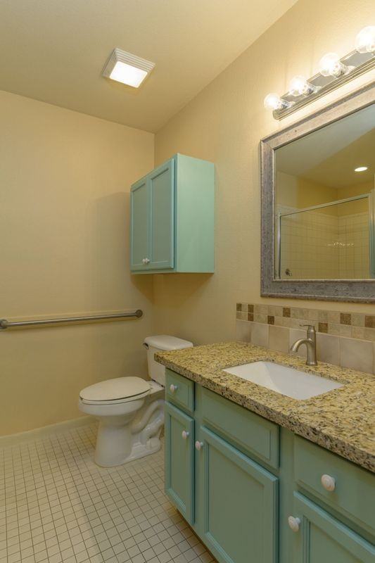 119 E Coronado Dr - Photo 4 of 10