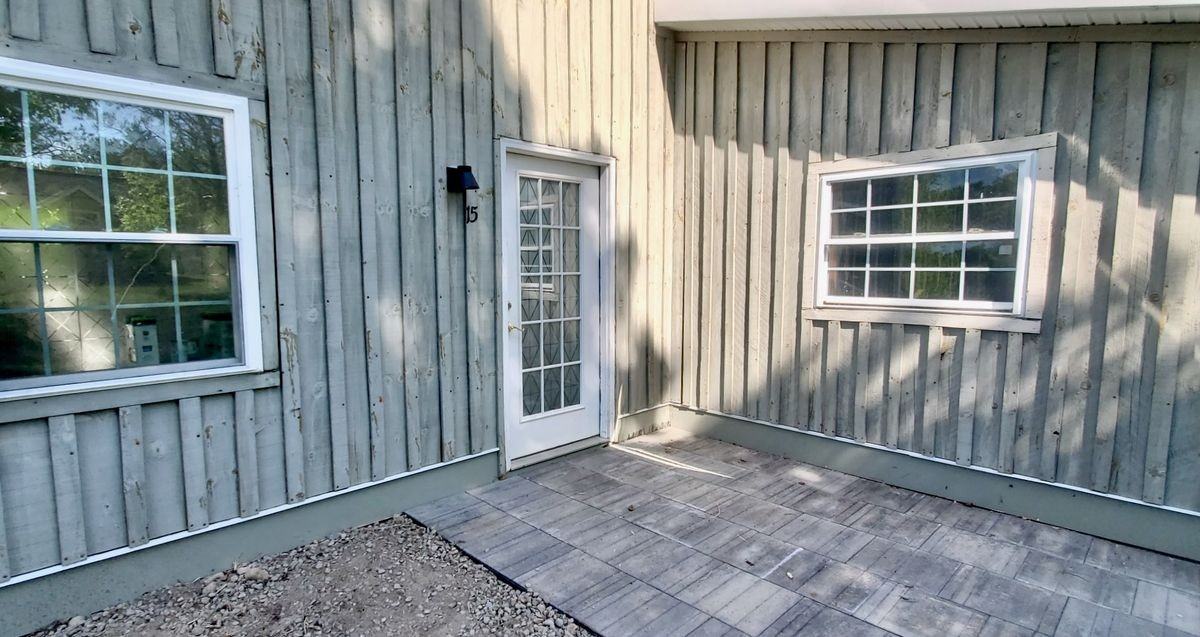 15 Etna Rd - Photo 6 of 13