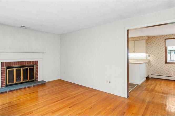 16 Ingraham St - Photo 4 of 18