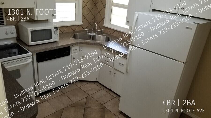 1301 N Foote Ave - Photo 5 of 25