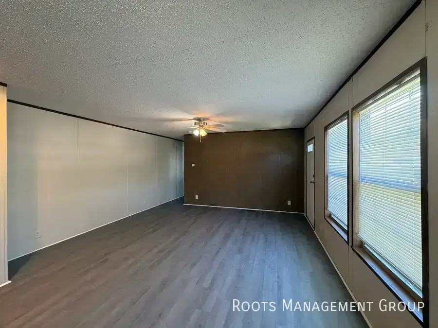 200 Paradise Acres Rd #87 - Photo 4 of 14
