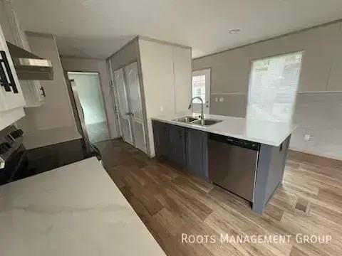 885 Fountain Cir #885 - Photo 6 of 19