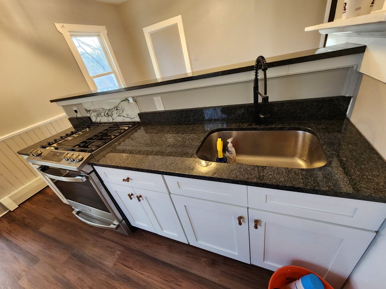 11 Central Ave #A - Photo 3 of 17
