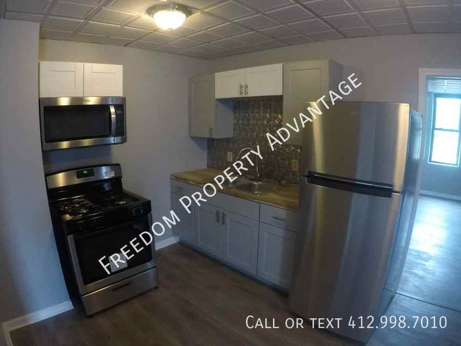 129 S 17th St #2 - Photo 3 of 12