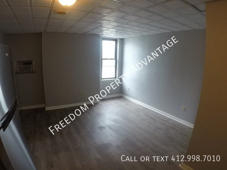 129 S 17th St #2 - Photo 4 of 12