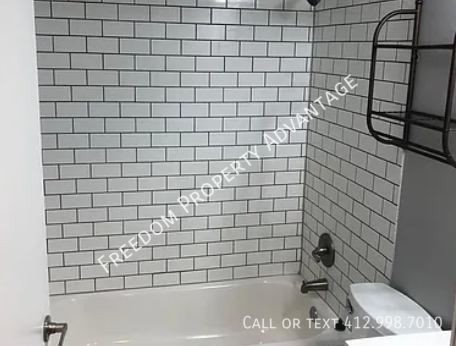 1704 Larkins Way - Photo 5 of 9