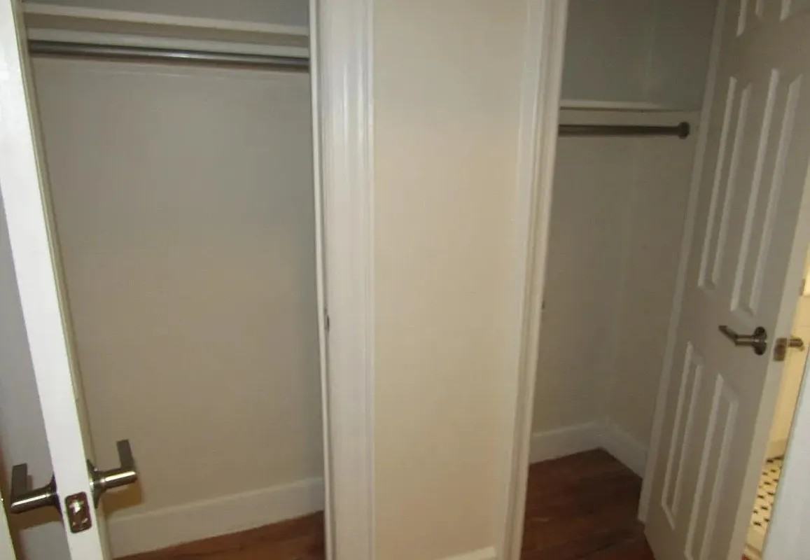 151-10 35th Avenue #2F - Photo 5 of 8