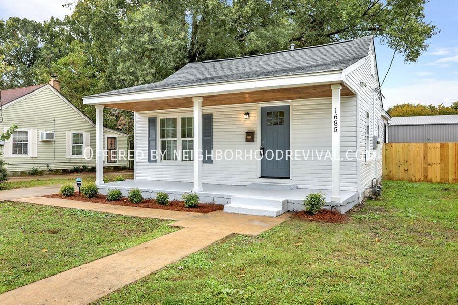 1685 S Goodlett St - Photo 2 of 25
