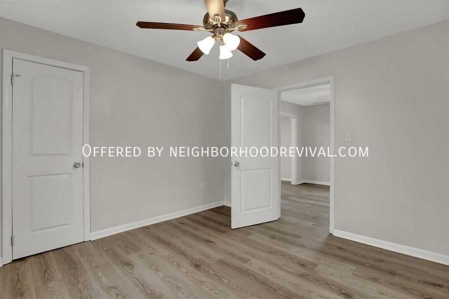 1685 S Goodlett St - Photo 7 of 25