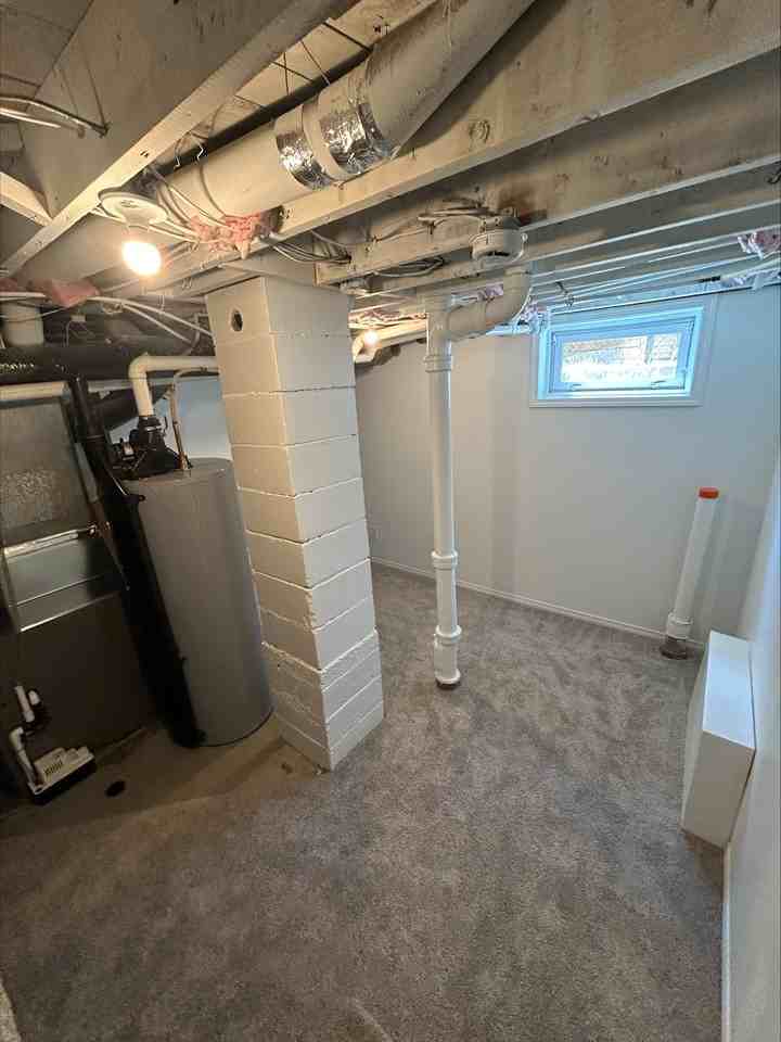 1 MONTH FREE – 4 Bedroom, 2 Bathroom Full House | Northwest Edmonton | SF216 - Photo 7 of 18