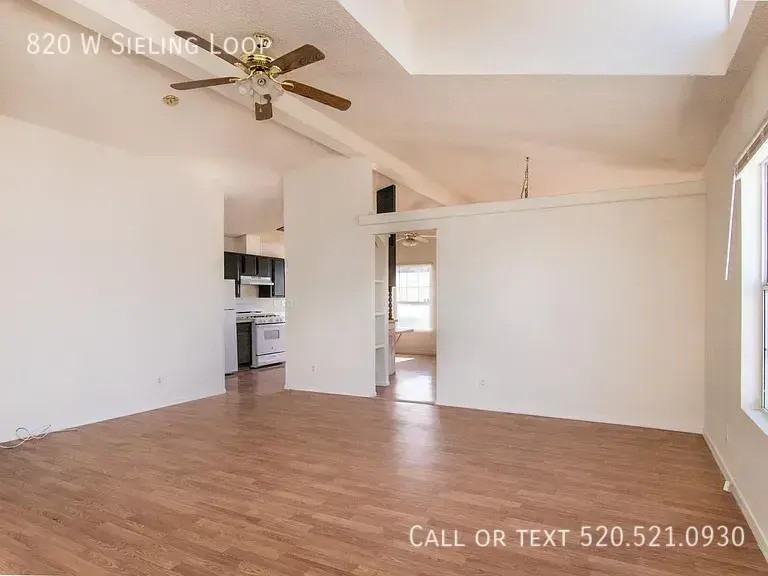 820 W Sieling Loop - Photo 4 of 23