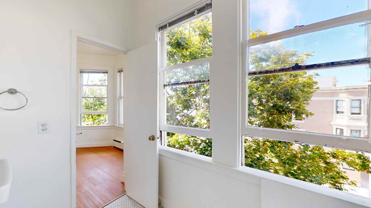 509 Greenwich St - Photo 6 of 23
