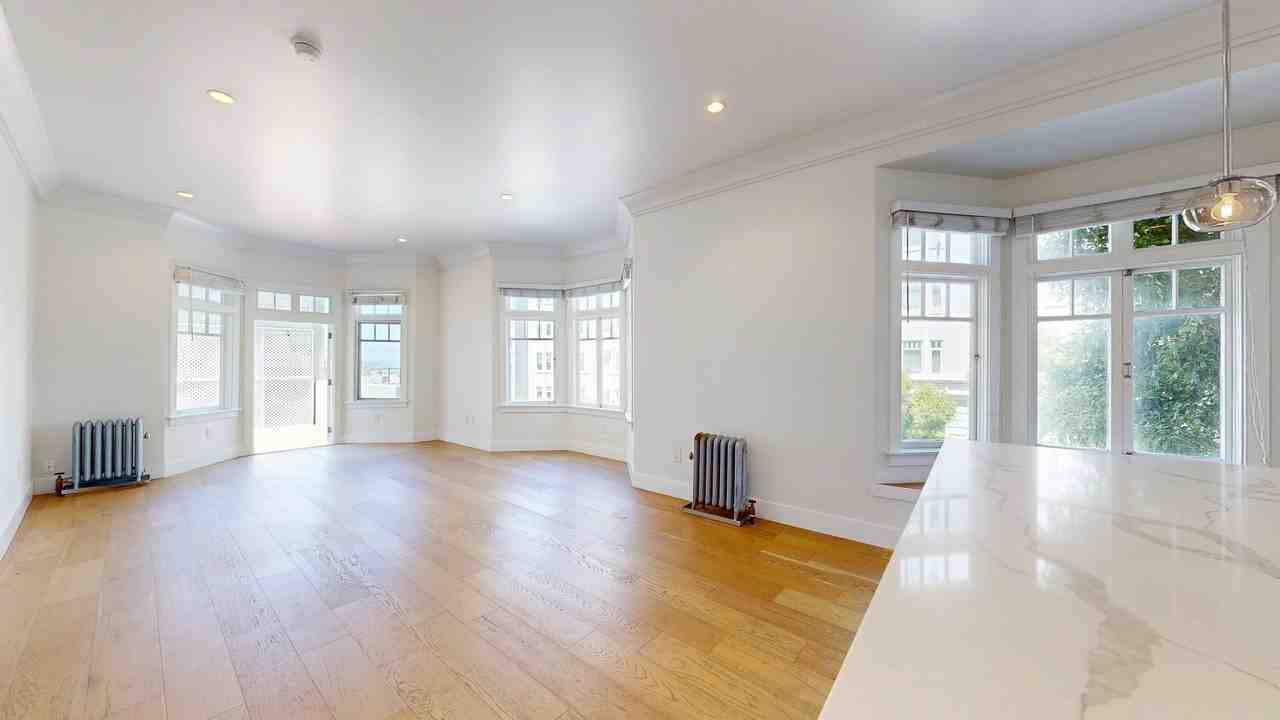 1305 Lombard St #1 - Photo 4 of 20
