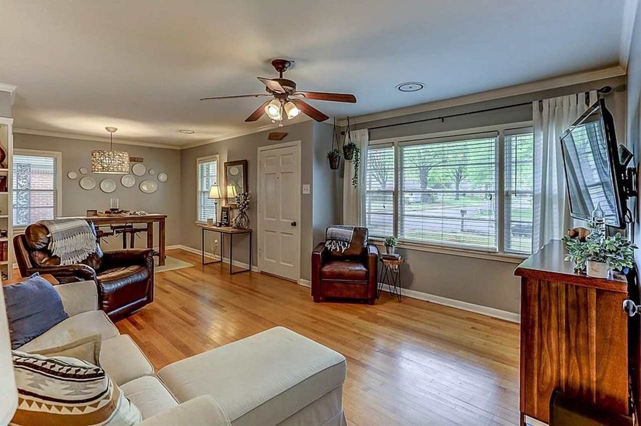 1663 Estate Dr - Photo 3 of 11
